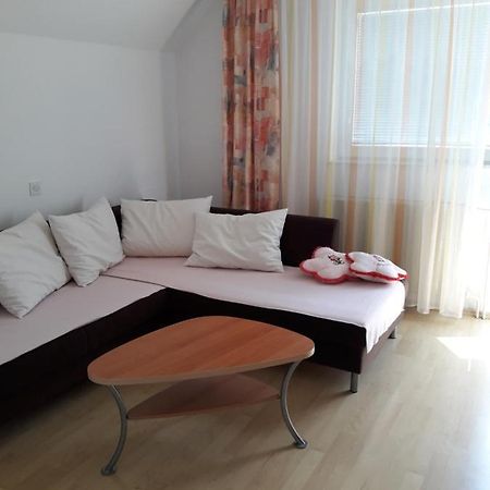 Sirovnik Apartment بيغونيي نا غورينيسكِ المظهر الخارجي الصورة